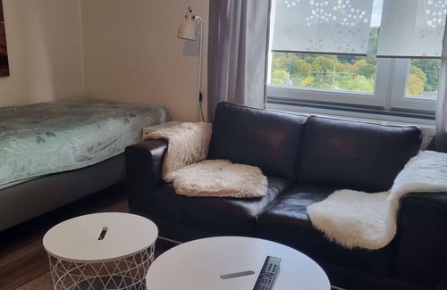 Solingen Apartment | Luxuriöse großzügige Wohnung mit zwei Schlafzimmer