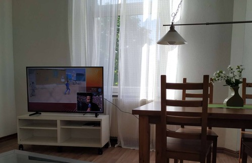 Rath Apartment | Luxuriöse Messe- und Ferienwohnung