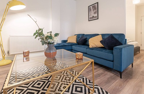 Solihull Apartment | Luxurious 1 Bed Apartment - NEC / BHX / Solihull