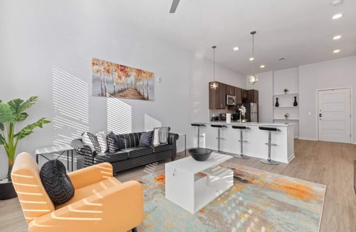 Fishers Apartment | Luxurious 1-Bedroom Fishers
