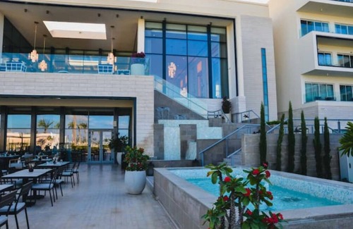 Ad-Dab'ah Apartment | Luxurious 1-BR City view Address Beach Marassi