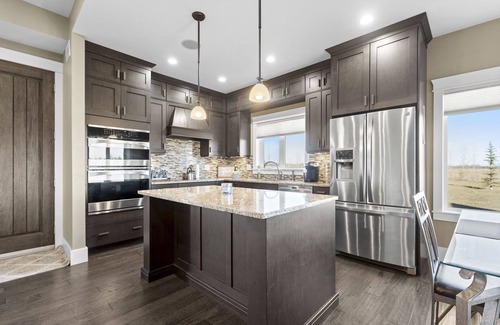 West Central Saskatchewan House | Luxurious 1800 sq ft Guest House in the Country