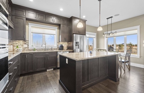 West Central Saskatchewan House | Luxurious 1800 sq ft Guest House in the Country