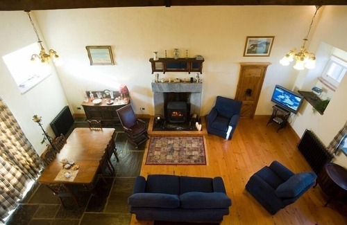 Gort House | Luxurious 18th Century Historic School House