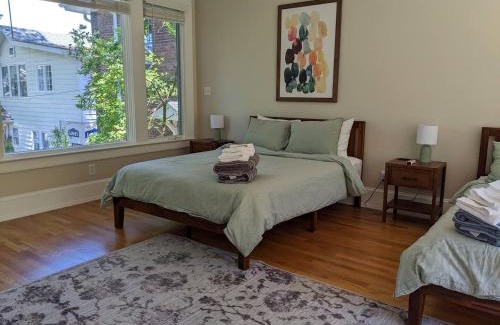 Durham Apartment | Luxurious 1br In Grand Old Home