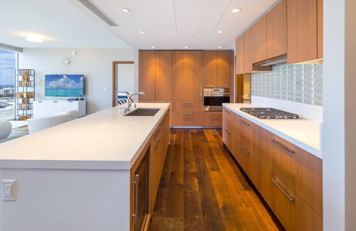 Ala Moana Condo | Luxurious 2.5 Bedroom Unit with Panoramic Ocean View in ONE Ala Moana