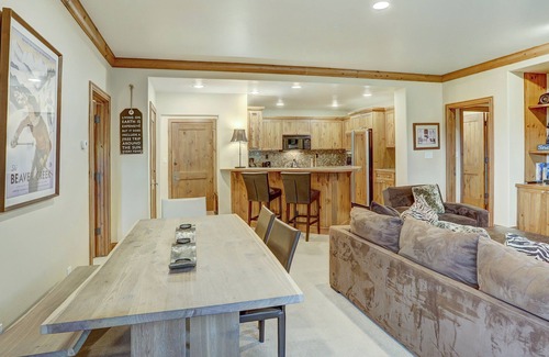 Beaver Creek Condo | Luxurious 2 Bd With Lift View In Beaver Creek 2 Bedroom Condo by RedAwning