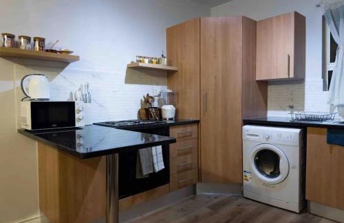 Centurion Apartment | Luxurious 2 bedroom Apartment!