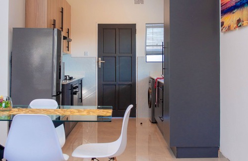 Harare East Apartment | Luxurious 2 bedroom apartment in Harare North