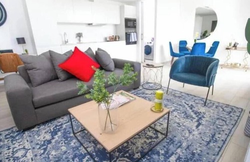 Dzorwulu Apartment | Luxurious 2 bedroom Apartment @ Greystone Apartments