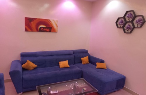 Dakar Apartment | Luxurious 2-bedroom apartment with fully air-conditioned living room in hann mariste