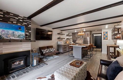 Kirkwood Condo | Luxurious 2 Bedroom Base Camp Condo - Steps From Kirkwood Village 2 Condo by Redawning