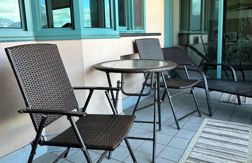 McCully - Moiliili Apartment | Luxurious 2-Bedroom Retreat in the Heart of Waikiki.