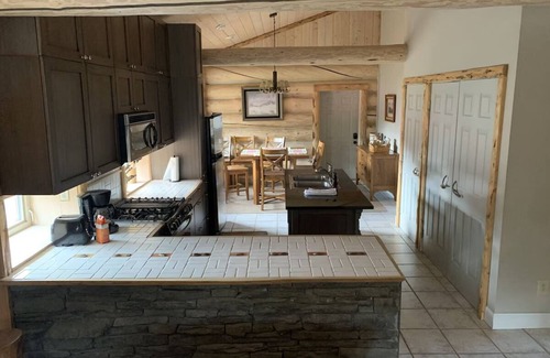 Cooke City-Silver Gate Apartment | Luxurious 2 Bedroom apt in Cooke City. Upper unit. Fabulous views.