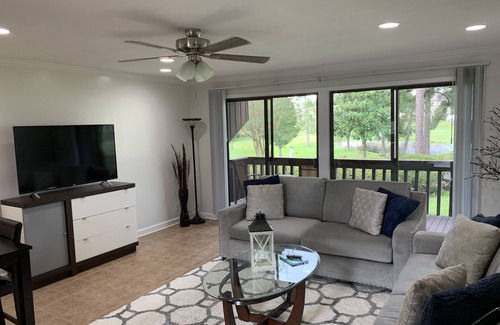 Diamondhead Condo | Luxurious 2-Bedroom Condo with Golf Course View - Unforgettable Getaway!