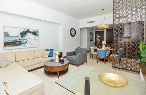 Abu Dhabi Apartment | Luxurious 2BR Apartment with Ocean Views & Comfort