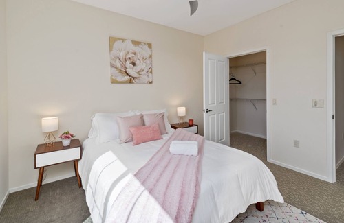 Carmel Valley Apartment | Luxurious 2BR Suite! Gym l Parking l Spa l Pool