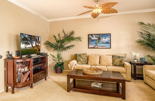 Kapolei Condo | Luxurious 3 Bed, 2 Bath Town Home in Coconut Plantation (1194)