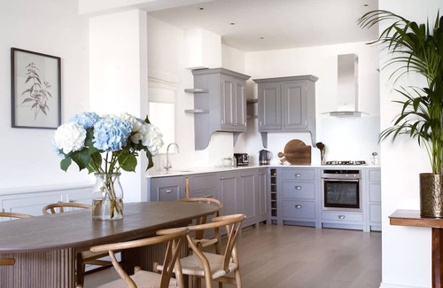 Pembridge Apartment | Luxurious 3-bedroom Notting Hill