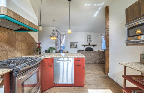 Victory Hills House | Luxurious 3-bedroom house with WiFi, AC in amazing Albuquerque