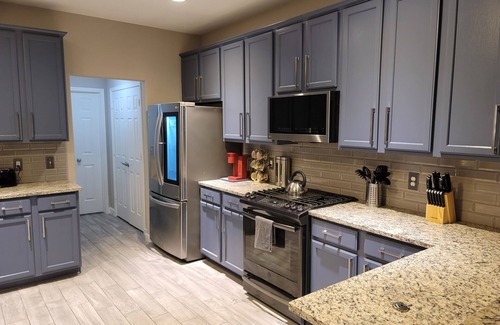 Spring House | LUXURIOUS 3800sf House in a gated subdivision includes great amenities.