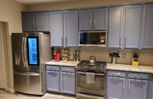 Spring House | LUXURIOUS 3800sf House in a gated subdivision includes great amenities.