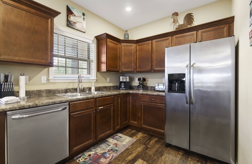 Indian Point Condo | Luxurious 3BR Retreat w/Mtn Views < 5min to SDC! w/elevator