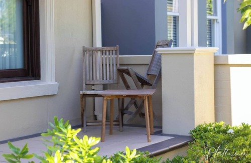 Ballarat House | Luxurious 4 bedroom home just a stones throw from the town centre