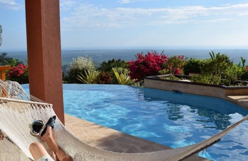 Manuel Antonio Villa | Luxurious 4 Bedroom Eco Friendly Mountain Estate with Gorgeous Ocean Views