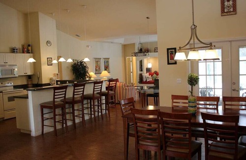 Hernando Villa | Luxurious 4 Bedroom Villa Pearl