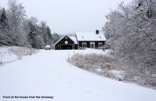 Peru House | Luxurious 4b/3.5bath "Mountainview" House on 10acres, mins to lakes and hiking