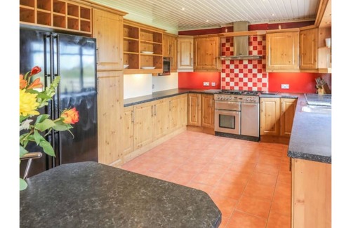 Dumfries House | Luxurious 5 bedroom house with games room and beautiful views