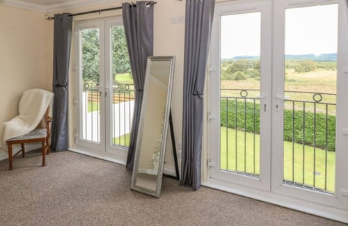 Dumfries House | Luxurious 5 bedroom house with games room and beautiful views