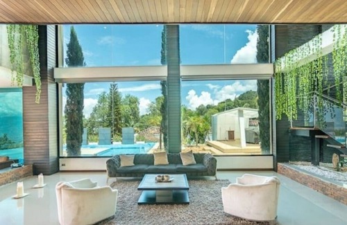 Envigado House | Luxurious 5 bedroom house with beautiful views