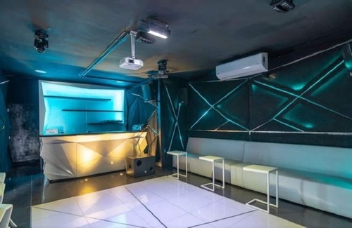 Envigado House | Luxurious 5 bedroom house with beautiful views