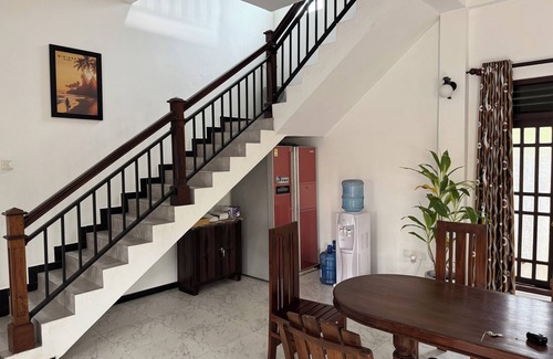 Mirissa Villa | Luxurious 5-bedroom villa with AC, WiFi, kitchen in welcoming Mirissa
