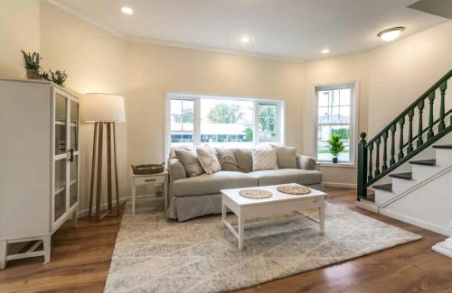 Sylvan Beach House | Luxurious 5 BR Home in the Heart of Sylvan Beach