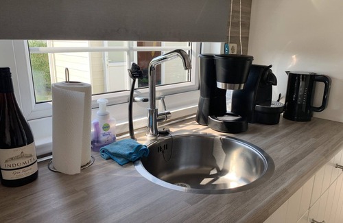 Groot Valkenisse House | Luxurious 5-person holiday chalet in Valkenisse 100 meters from the beach