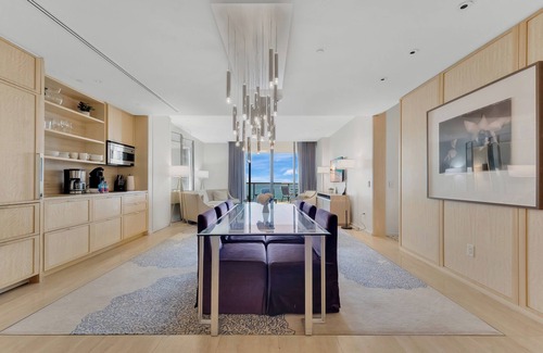 Bal Harbour Condo | Luxurious 5 Star Resort Ocean View Suite/2 Balconies