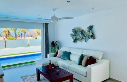 Palm-Mar Villa | Luxurious 5* VILLA - 300M2 - private HEATED pool - garage - WiFi