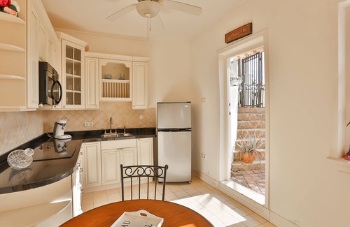 Willemstad Villa | Luxurious 5000sq Villa: Private Pool, Amazing Views, Secured resort & Gameroom