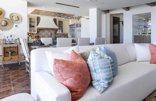 Palmilla Villa | Luxurious 5bd Del Mar Palmilla Villa Staffed and Swimmable Beach