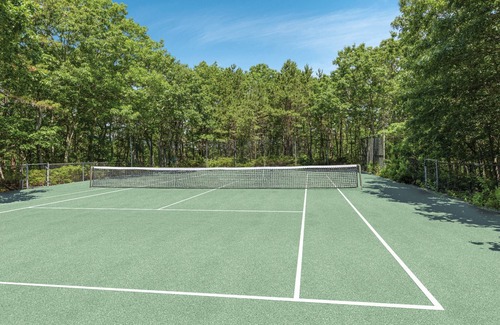 Water Mill House | Luxurious 6bd/4.5ba on 4 acres with pool & tennis