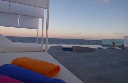 San Tumas Villa | Luxurious 8 Bedroom Villa with indoor pool & sauna