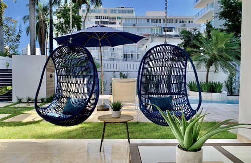 Isla Verde House | Luxurious and Beautiful Isla Verde Beach house with private pool