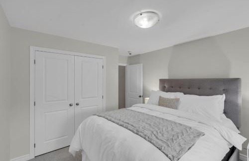 Ottawa Division Villa | Luxurious and Beautiful, Ottawa