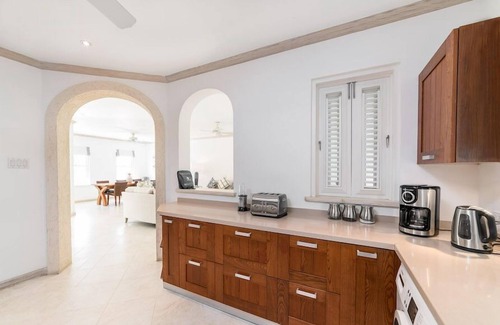 Prospect Villa | Luxurious and comfortable 3 bedrooms villa in a resort