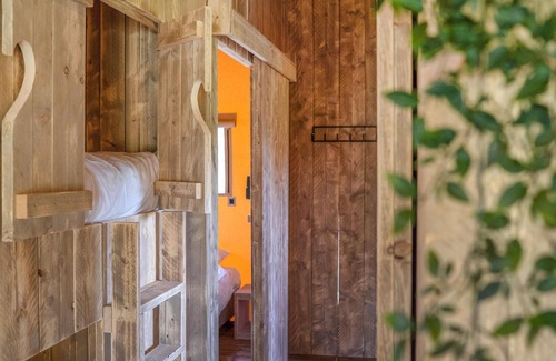 Stokkum House | Luxurious and comfortable lodge tents in Finspark Herikerberg.