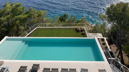 Brela Villa | Luxurious and spacious pet friendly villa in Brela