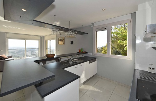 El Mas Fumats Apartment | Luxurious apartment with private pool
